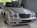Mercedes E 240-1