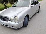 Mercedes E 220-3