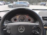 Mercedes E 220-11