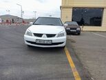 Mitsubishi Lancer-3