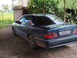 Mercedes E 220-19