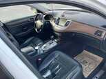 Hyundai Genesis-7