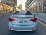 Hyundai Sonata-4