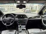 Hyundai Sonata-12