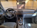 Mercedes E 240-11