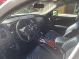 Infiniti QX70-4