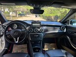 Mercedes CLA 250-11