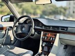 Mercedes 200 D-7
