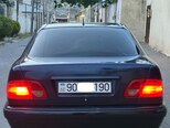 Mercedes E 200-2