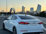 Hyundai Avante-7