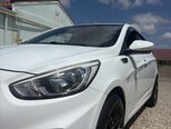 Hyundai Accent-2
