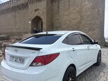 Hyundai Accent-3