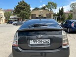 Toyota Prius-4