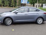 Hyundai Accent-12