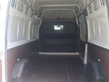 Ford Transit-5