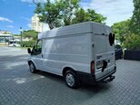 Ford Transit-13