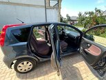 Nissan Note-8