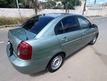Hyundai Accent-2