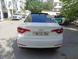 Hyundai Sonata-5