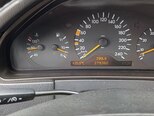 Mercedes E 240-10