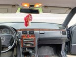 Mercedes E 240-11