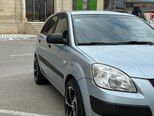 Kia Rio-5