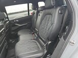 BMW X7-7
