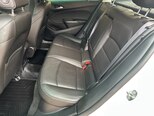 Chevrolet Cruze-12