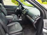 Ford Explorer-11