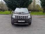 Ford Explorer-1