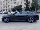 Audi A6-4