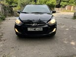 Hyundai Accent-1