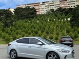 Hyundai Elantra-3