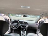 Hyundai Elantra-14