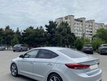 Hyundai Elantra-6