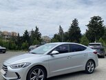 Hyundai Elantra-4