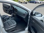 Hyundai Elantra-13