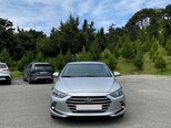 Hyundai Elantra-1