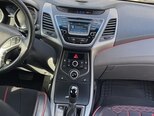 Hyundai Elantra-12