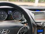 Hyundai Elantra-6