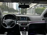 Hyundai Elantra-15