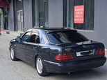 Mercedes E 200-10