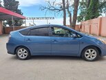 Toyota Prius-5
