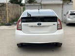 Toyota Prius-4