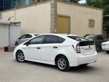 Toyota Prius-3