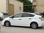 Toyota Prius-7