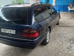 Mercedes E 220-3