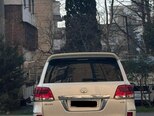 Toyota Land Cruiser-3