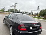 Mercedes E 220-11