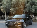 Hyundai Sonata-12